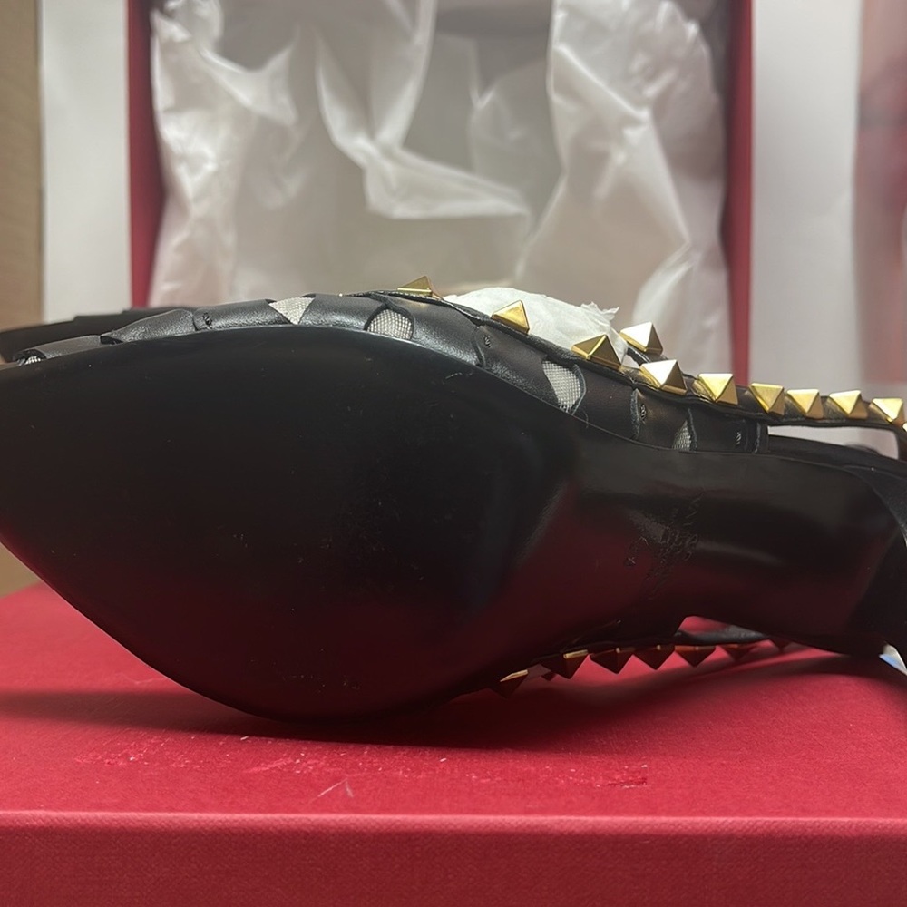 Valentino Garavani Rockstud t-strap - Picture 10 of 13